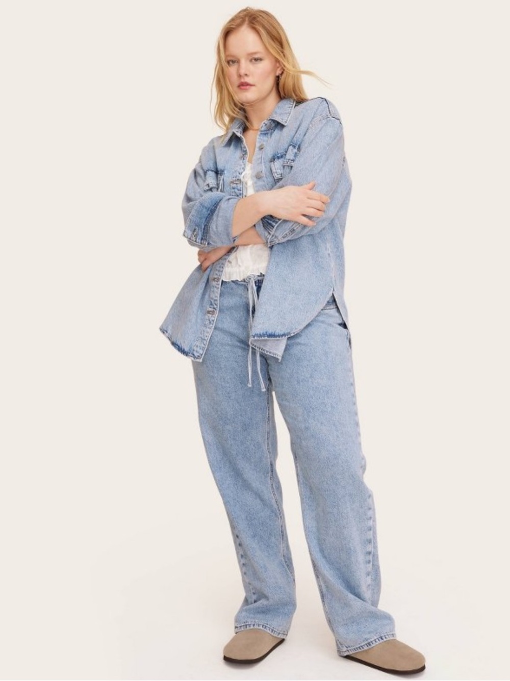Parke x Target Women’s Light Wash Long Sleeve Denim Shacket - Picture 3 of 6